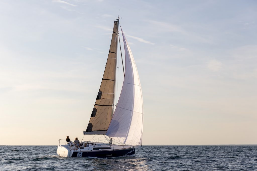dufour-32-sailing-yacht-7